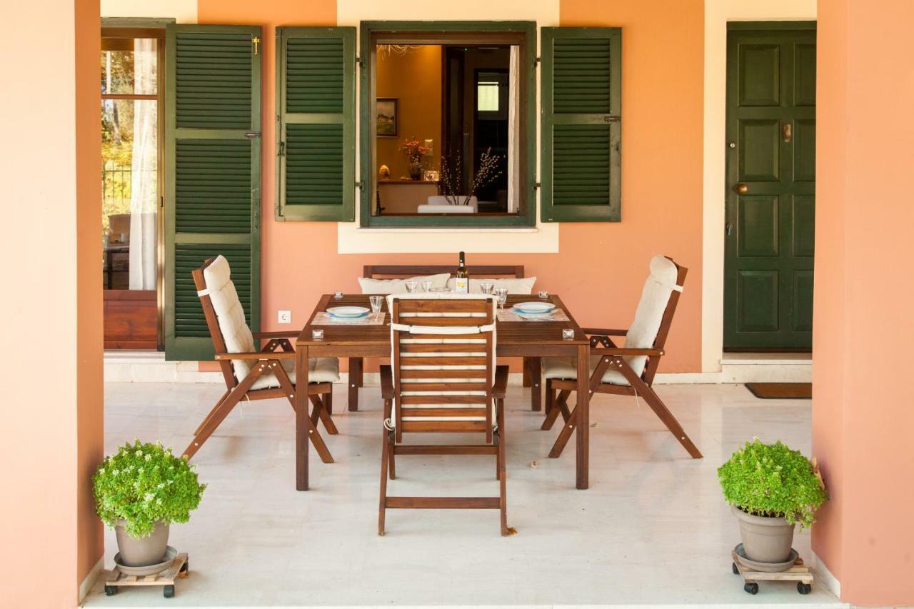 Villa Magia Ipsos Exterior photo